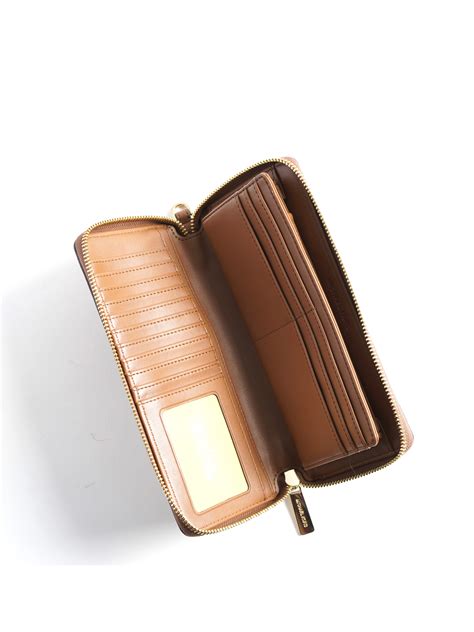 Jet Set Travel Large Leather Continental Wallet 